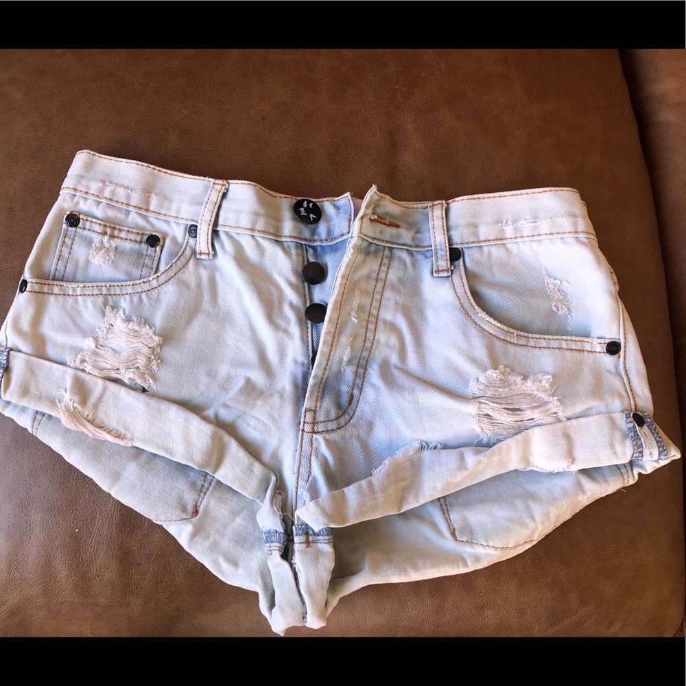 One Teaspoon Bandits white wash! Size 25